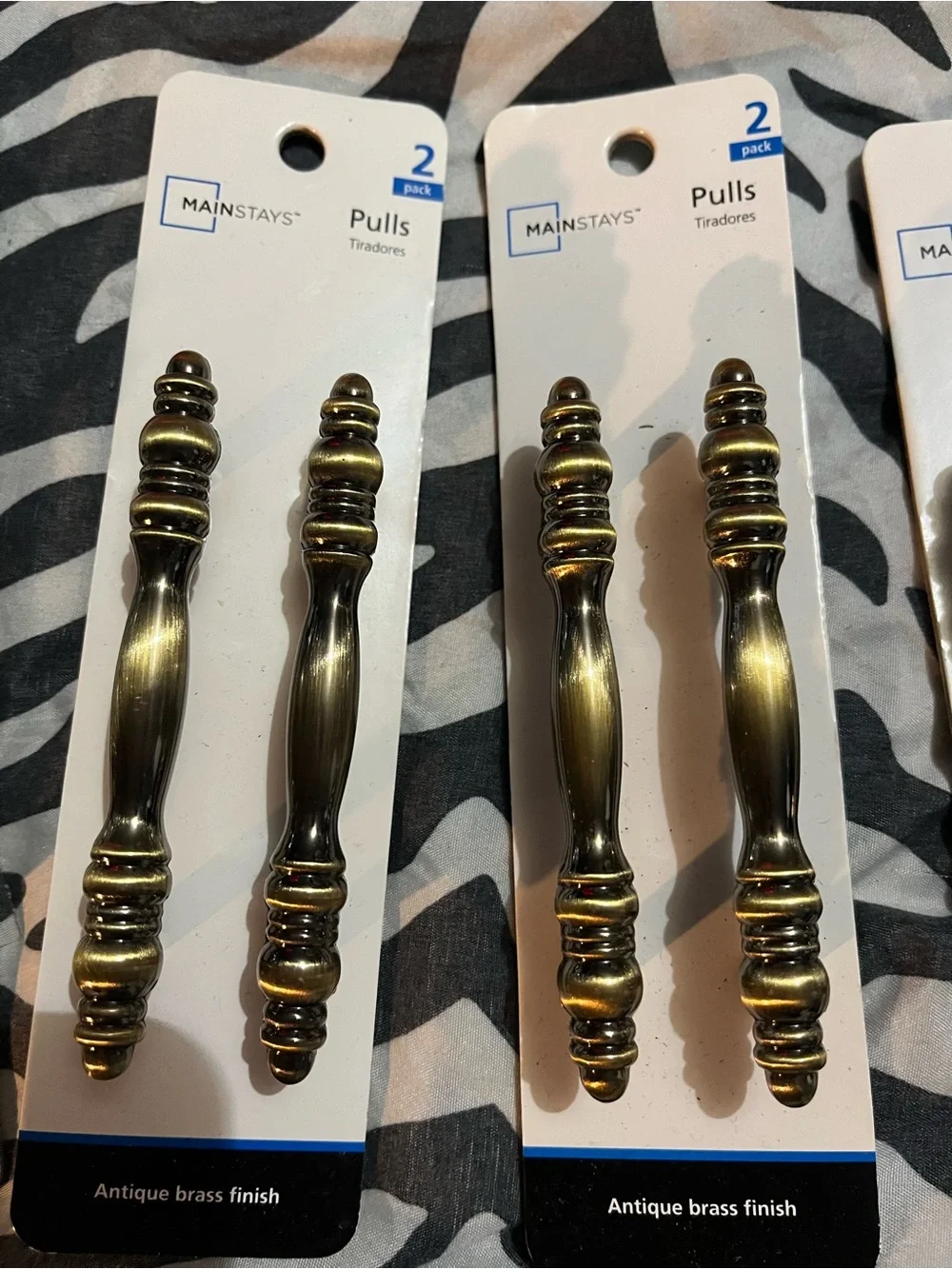 Mainstays Antique Brass Finish Decorative Cabinet Pulls - Brass Tone
